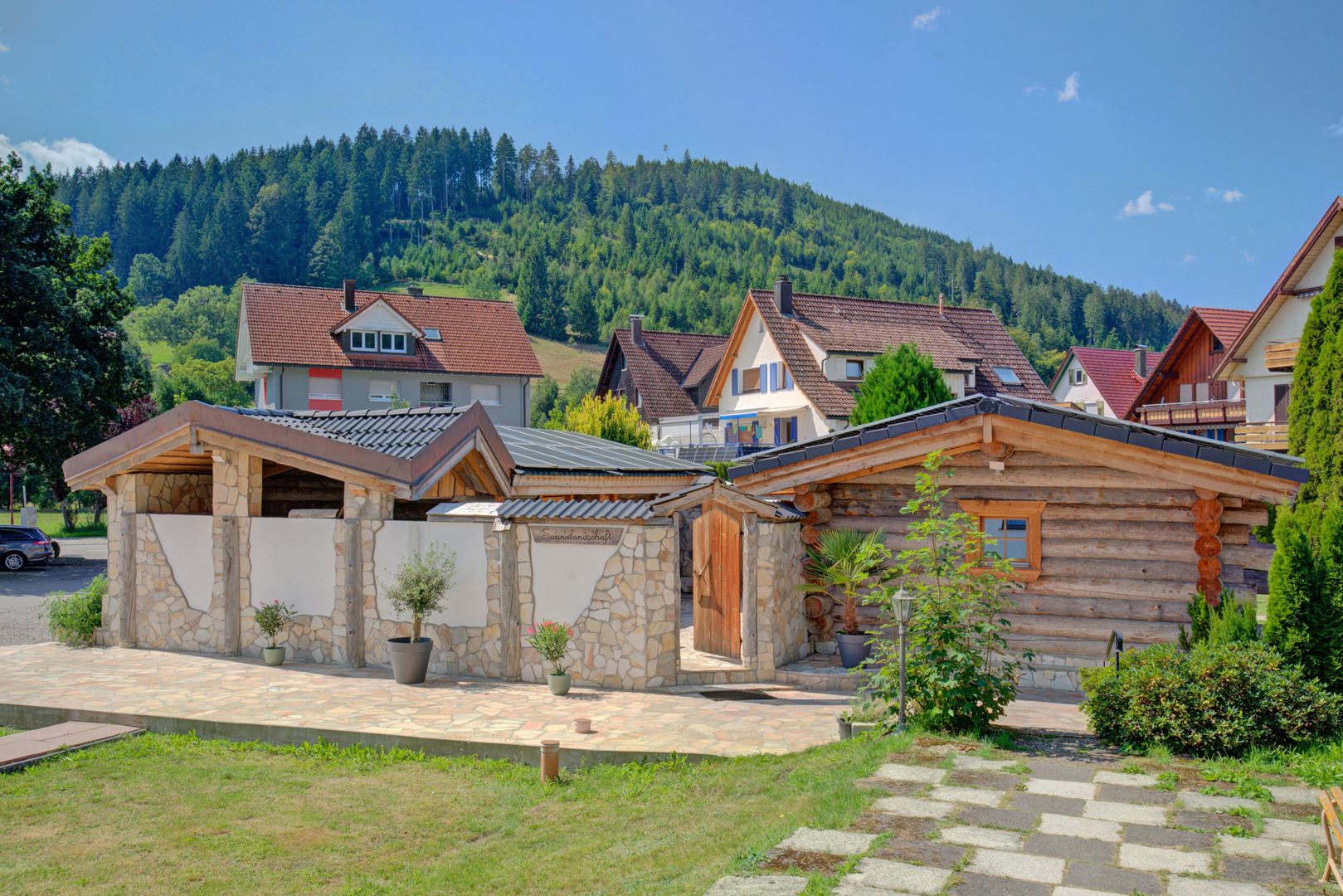 Maison en rondins avec accès au sauna